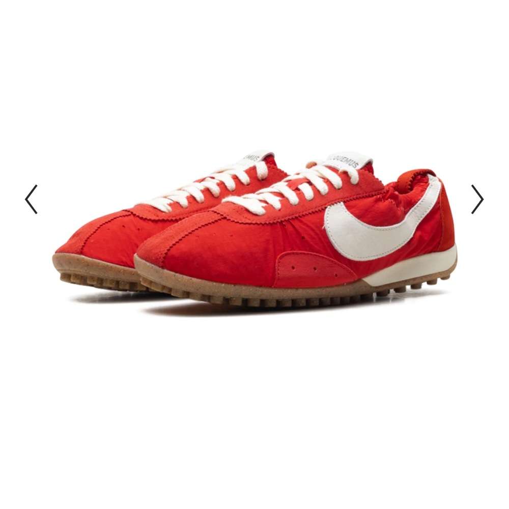 Jacquemus Moon Shoes “University Red” - Picture 3 of 11